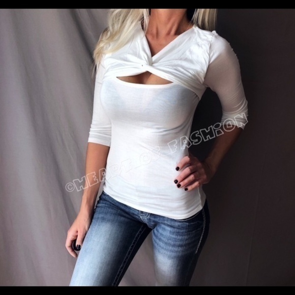 Ivory Twist Cutout Front 3/4 Sleeve Stretch Top S
